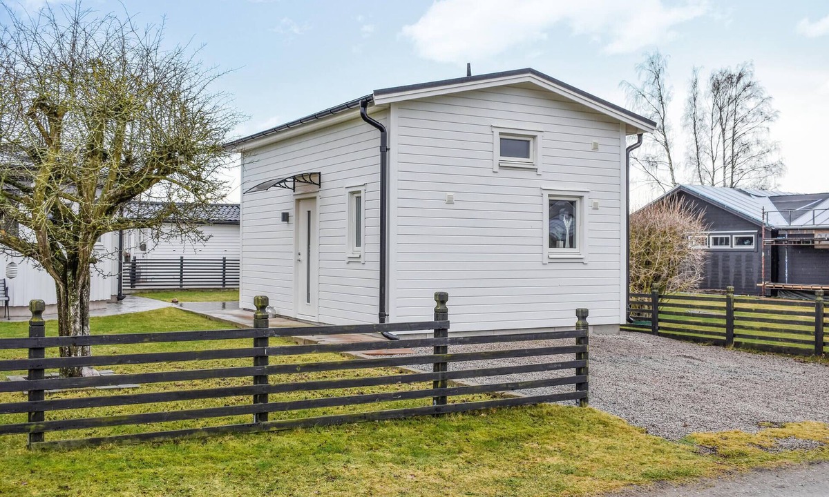Hallevik House | 1 bedroom amazing home in Sölvesborg
