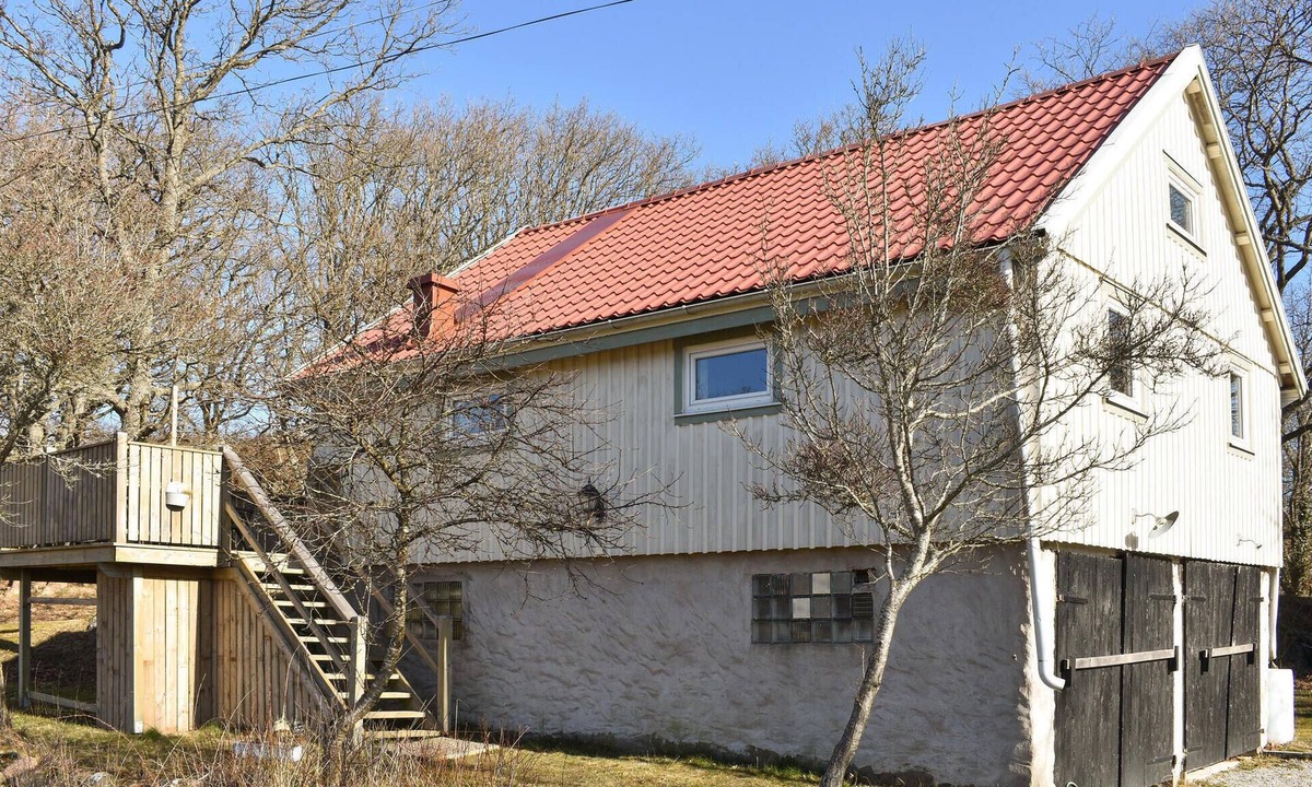 Kyrkesund Apartment | 1 bedroom awesome apartment in Skärhamn