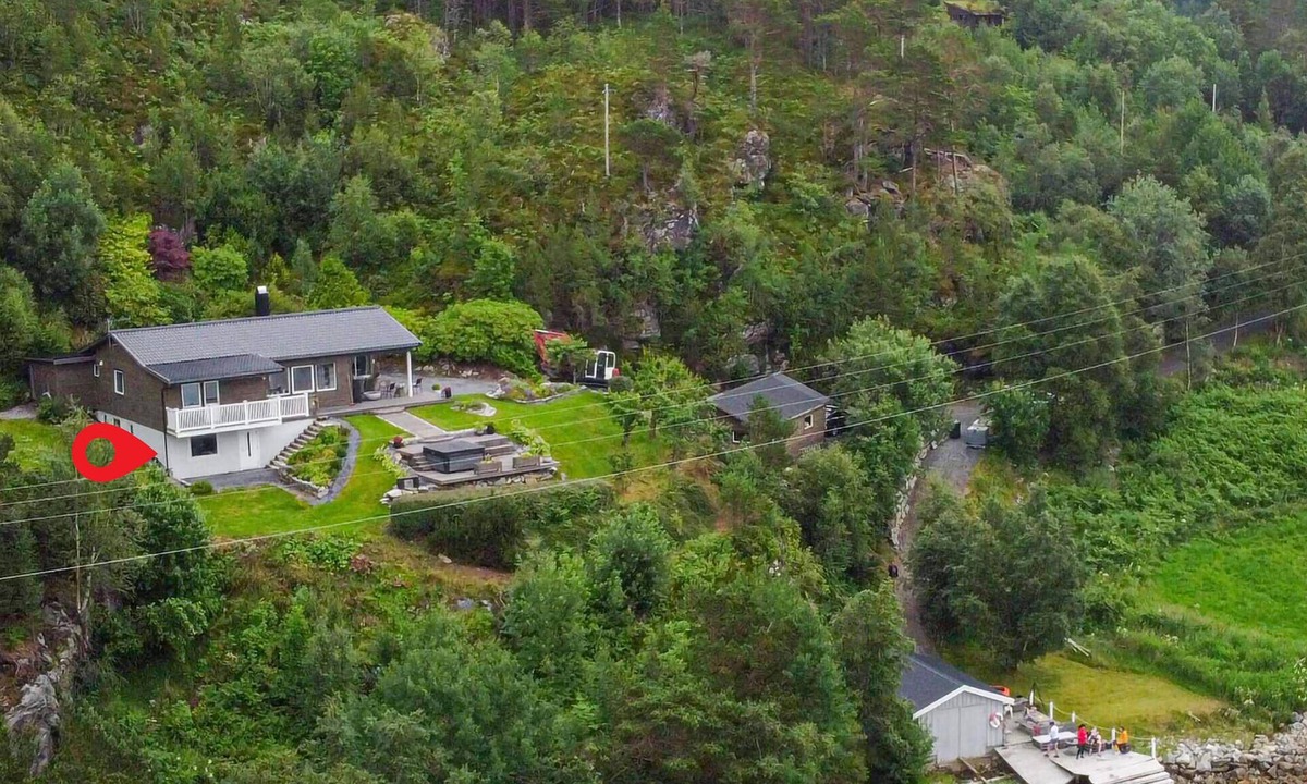 Gjemnes Municipality Apartment | 1 bedroom beach front apartment in øydegard