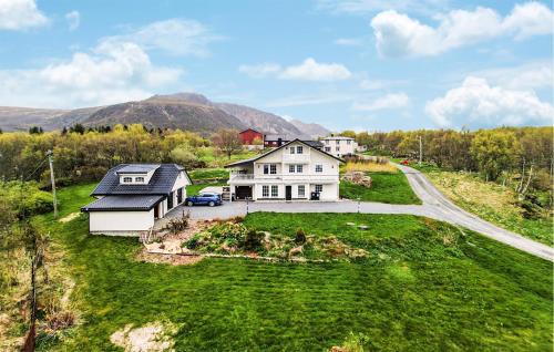 Bo Municipality Apartment | 1 Bedroom Gorgeous Apartment In Bø I Vesterålen