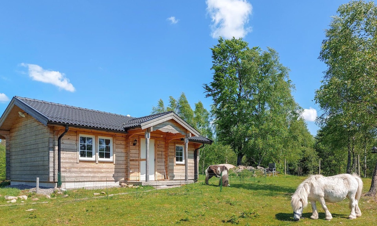 Munka-Ljungby House | 1 bedroom gorgeous home in Munka Ljungby