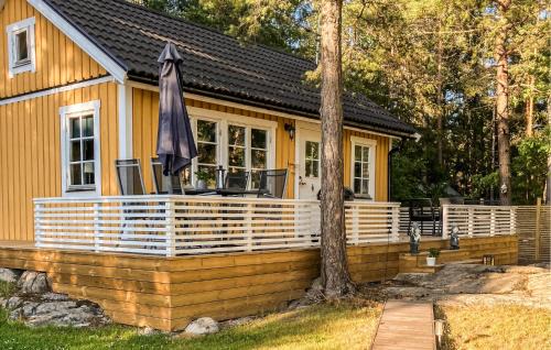 Storgardet-Tallasen-Tostero House | 1 Bedroom Pet Friendly Home In Strängnäs