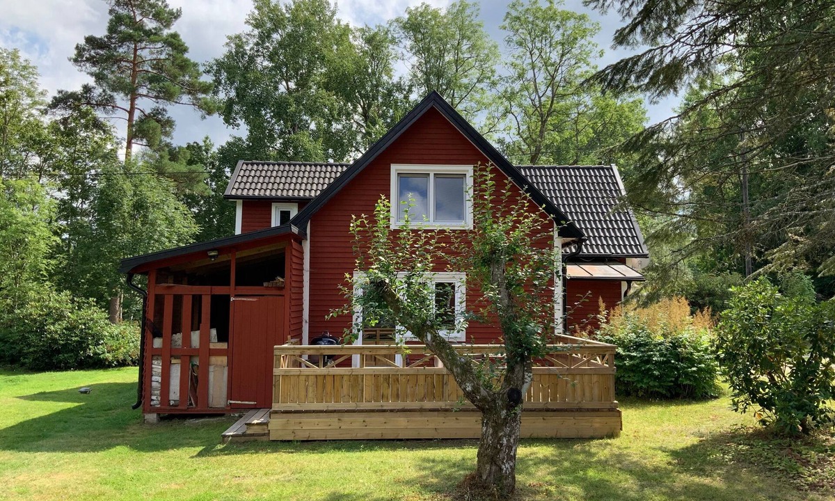 Tingsryd House | 100-square-meter vacation home for 2 guests in Tingsryd (270765)