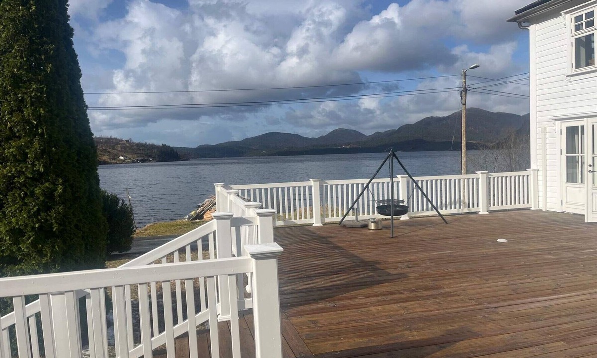 Masfjorden House | 12 person holiday home in Masfjordnes