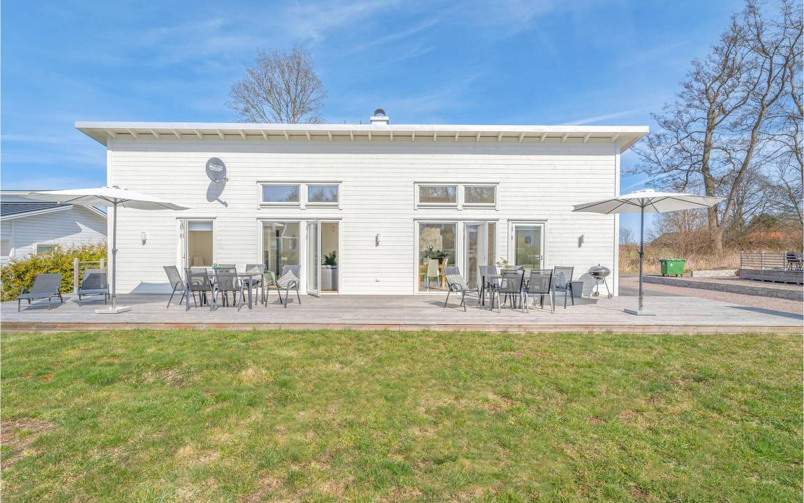 Kopingsvik House | 125 m² House ∙ 3 bedrooms ∙ 6 guests