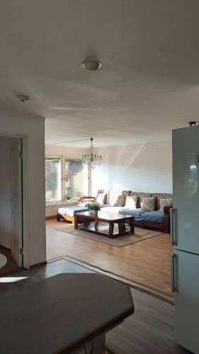 Sollentuna Villa | 125 m² Villa ∙ 4 bedrooms ∙ 8 guests