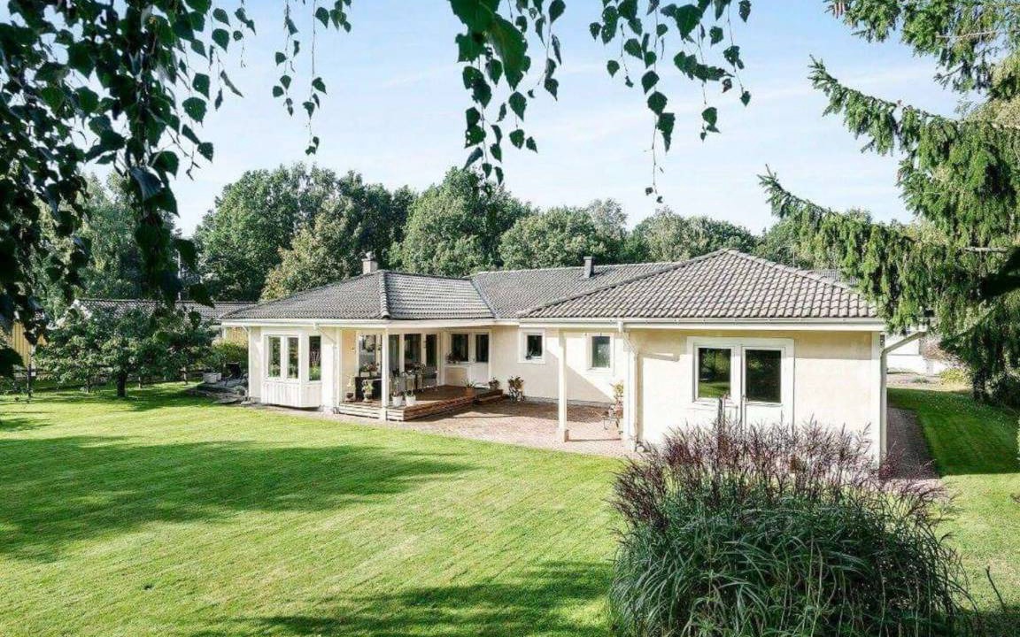 Lervik House | 137 m² House ∙ 3 bedrooms ∙ 7 guests