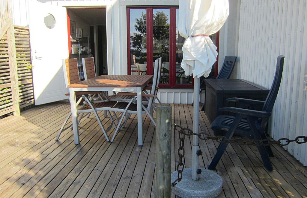 Byxelkrok House | 1A, Stuga med 50m till strand