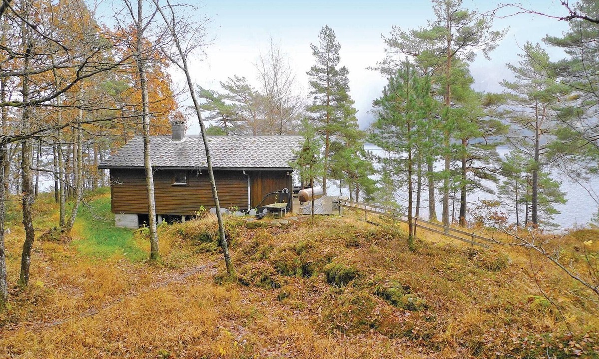 Suldal House | 2 bedroom awesome home in Vanvik