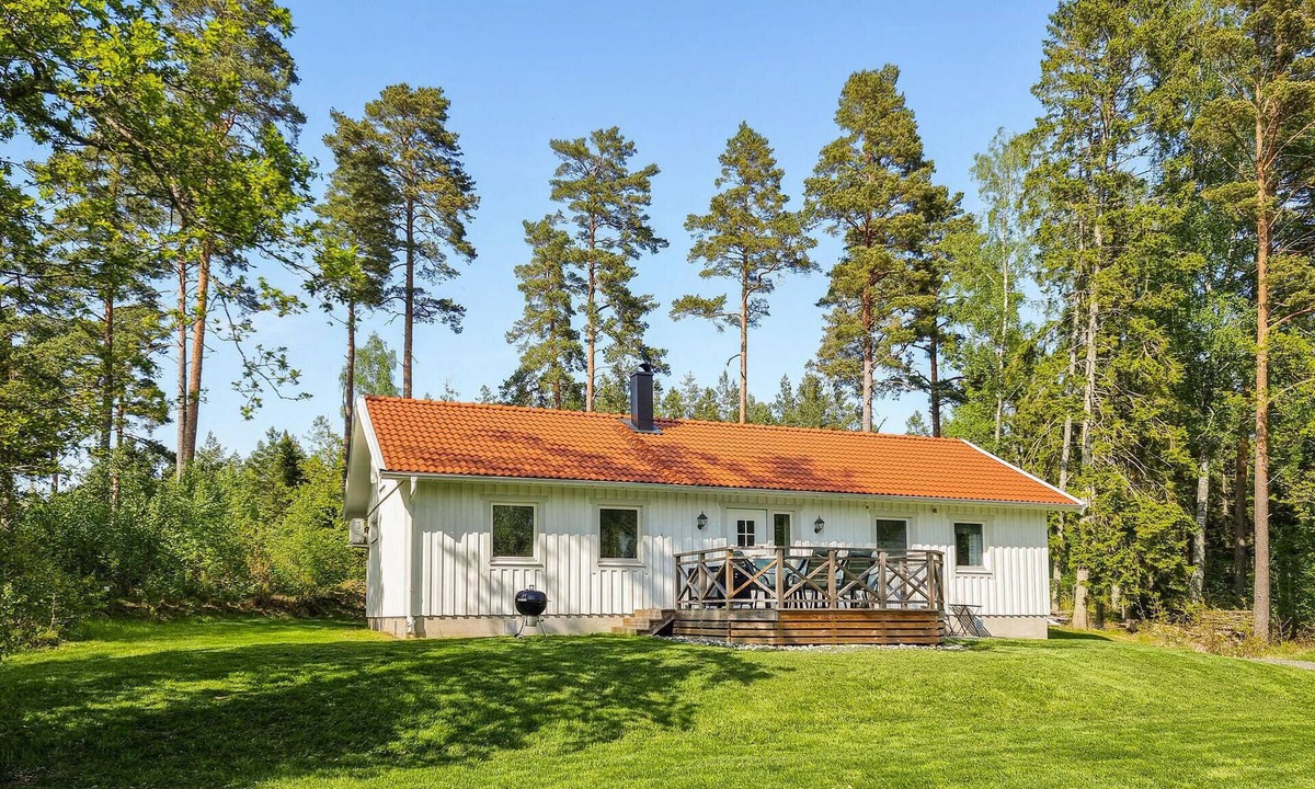 Lidkoping House | 2 bedroom beautiful home in Norra Kedum