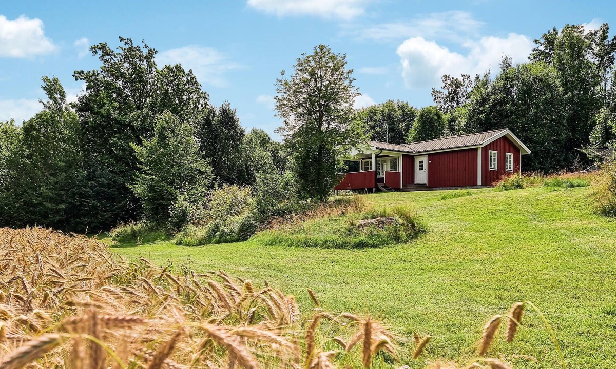 Bojeryd House | 2 bedroom gorgeous home in Broaryd