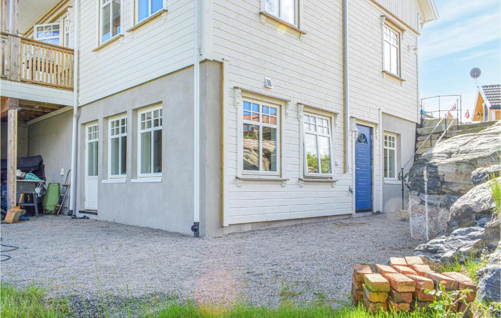 Sogne Apartment | 2 Bedroom Stunning Apartment In Søgne