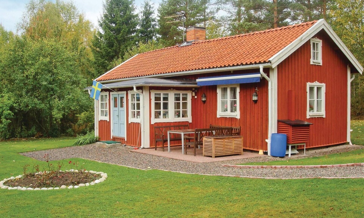 Gnesta Municipality House | 2 bedroom stunning home in Björnlunda