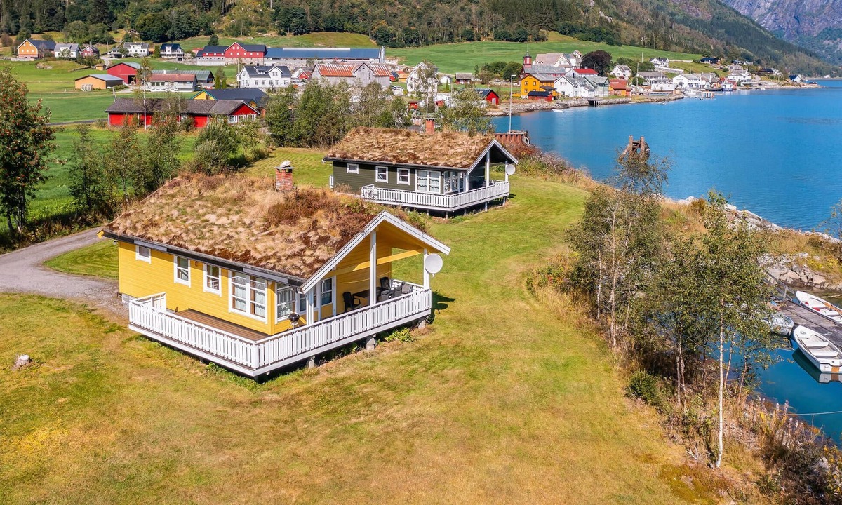 Fjaerland House | 2 bedroom stunning home in Fjærland
