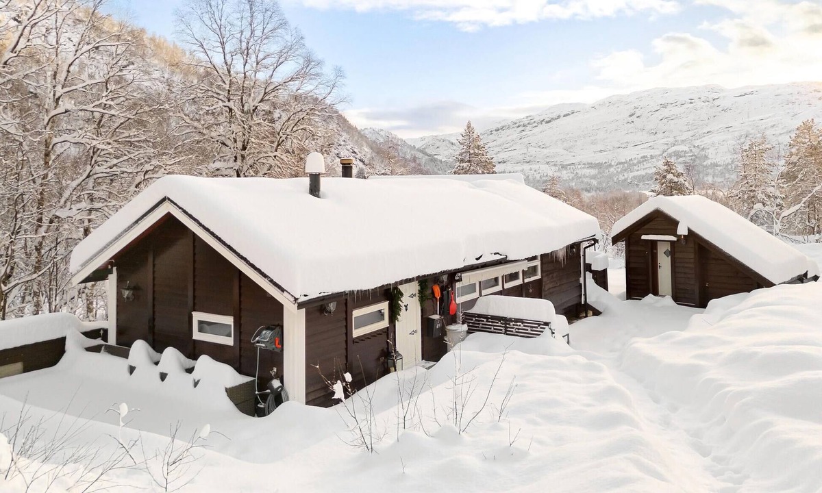 Samnanger House | 2 bedroom stunning home in Tysse