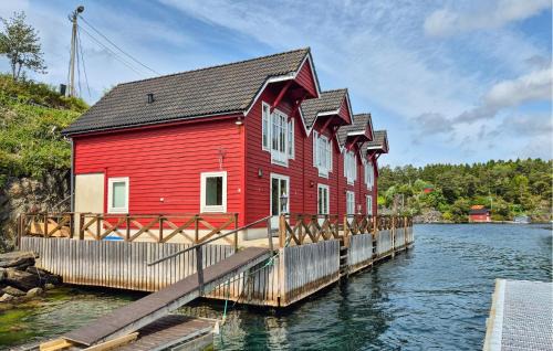 Lysekloster House | 2 Bedroom Stunning Home In Lepsøy