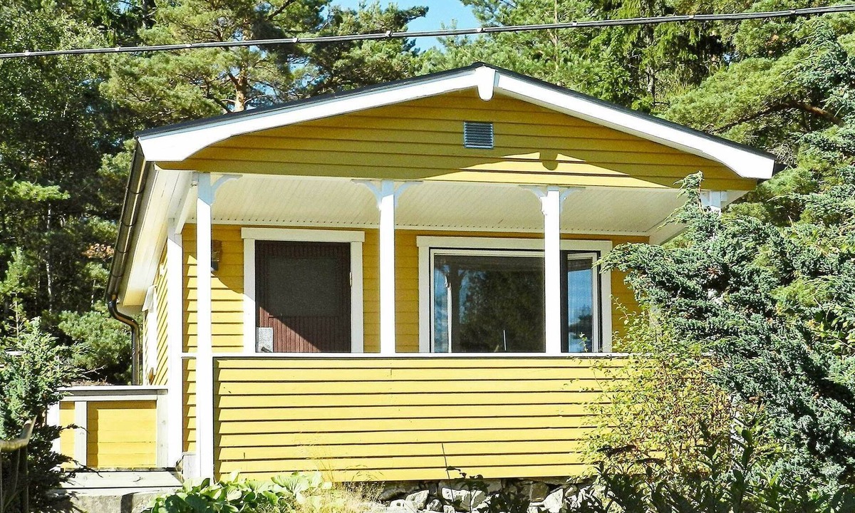 Bjallansas House | 2 person holiday home in UDDEVALLA