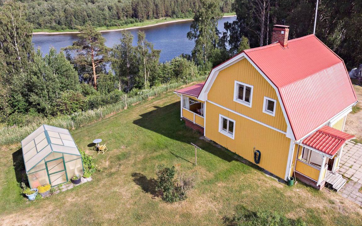 Hammarstrand House | 210 m² House ∙ 2 bedrooms ∙ 4 guests