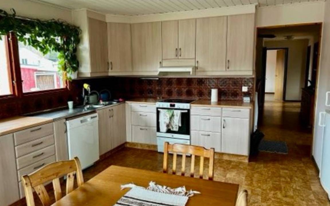 Alvkarleby House | 270 m² House ∙ 7 bedrooms ∙ 2 guests