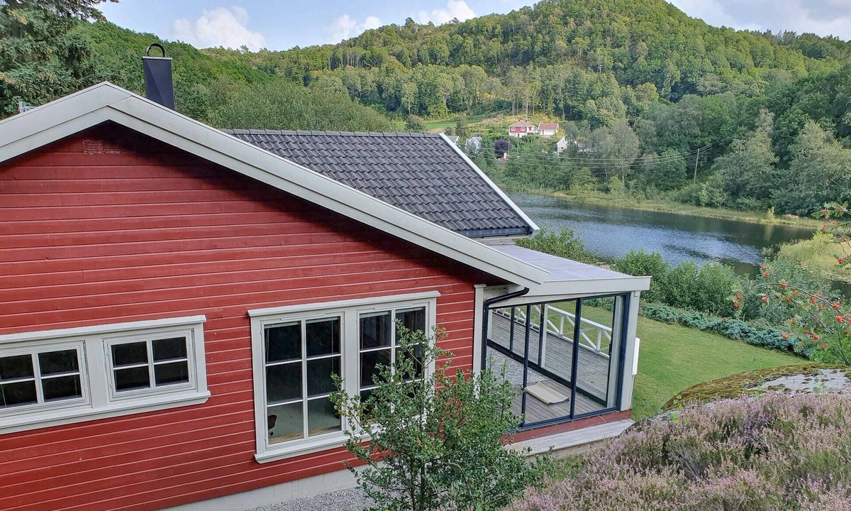Farsund House | 3 bedroom amazing home in Farsund