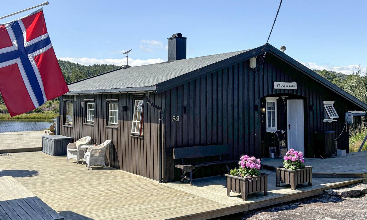 Aseral House | 3 bedroom awesome home in Fossdal