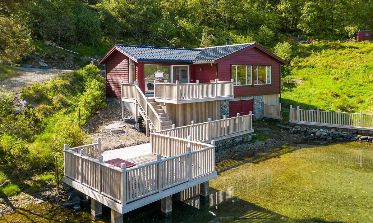 Sveio House | 3 bedroom awesome home in Sveio