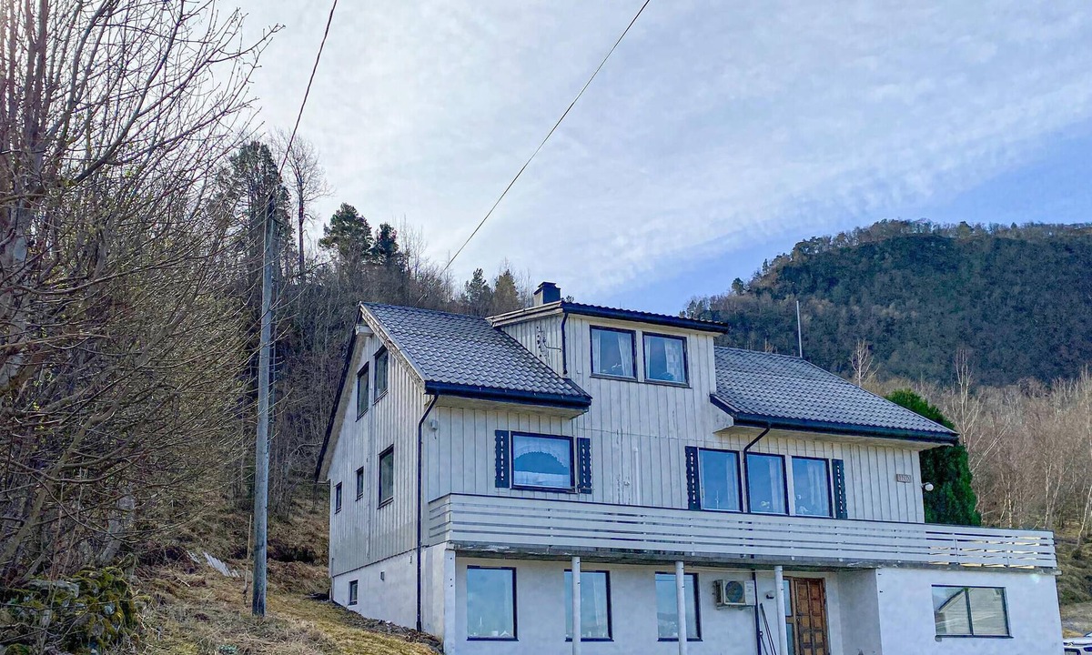 Gjemnes Municipality House | 3 bedroom awesome home in Gjemnes