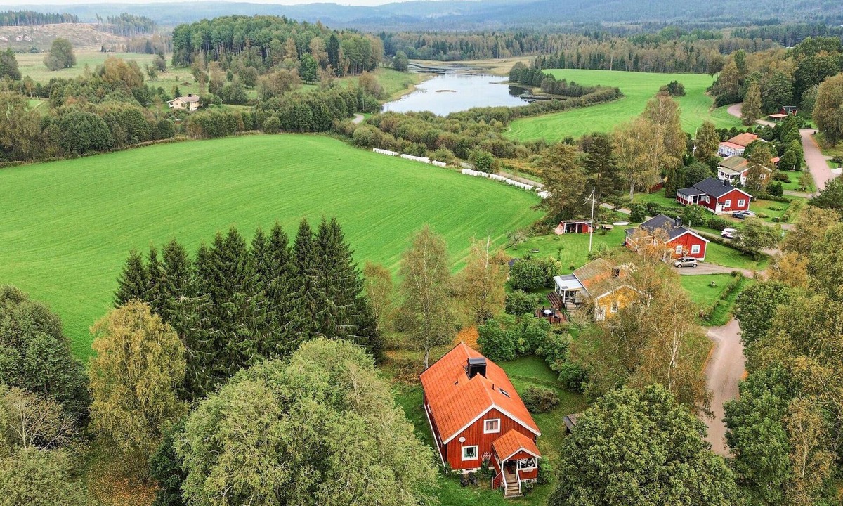 Filipstad House | 3 bedroom nice home in Brattfors