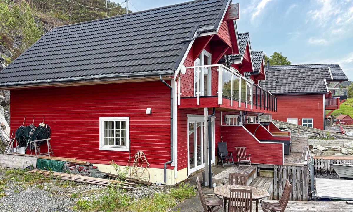 Os House | 3 bedroom nice home in Os