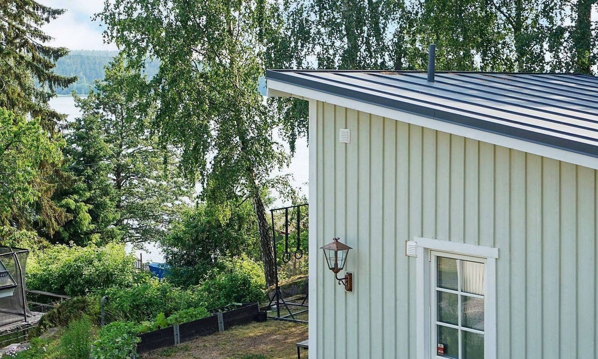 Norrkoping House | 3 person holiday home in NORRKÖPING
