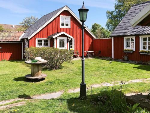 Traslovslage House | 3 person holiday home in TRÄLÖVSLÄGE-By Traum