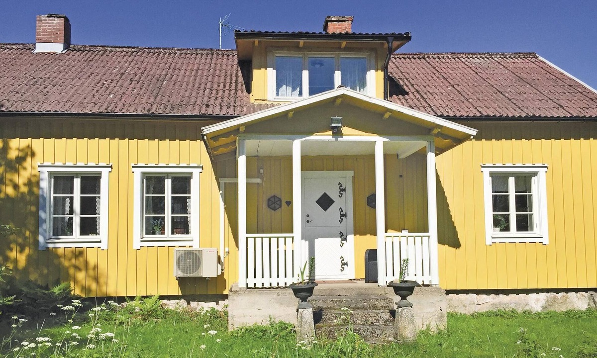Markaryd House | 4 bedroom accommodation in Markaryd