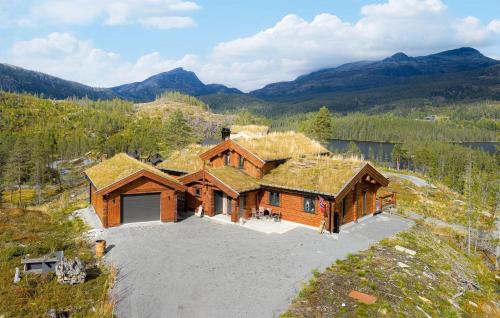 Hjartdal House | 4 Bedroom Amazing Home In Tuddal