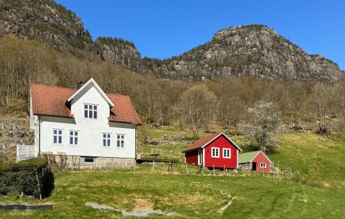 Suldal House | 4 Bedroom Amazing Home In Erfjord