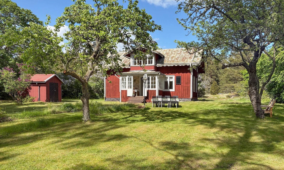 Vikbolandet House | 4 bedroom gorgeous home in Vikbolandet