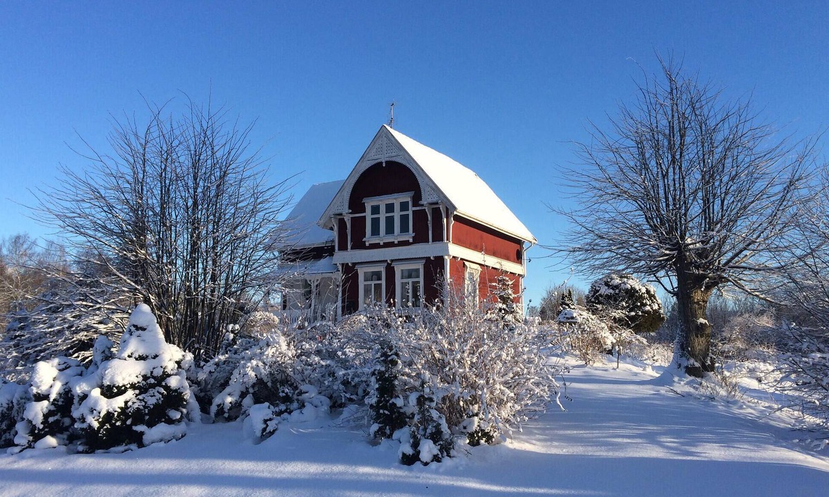 Slottsbron House | 4 bedroom pet friendly home in Slottsbron
