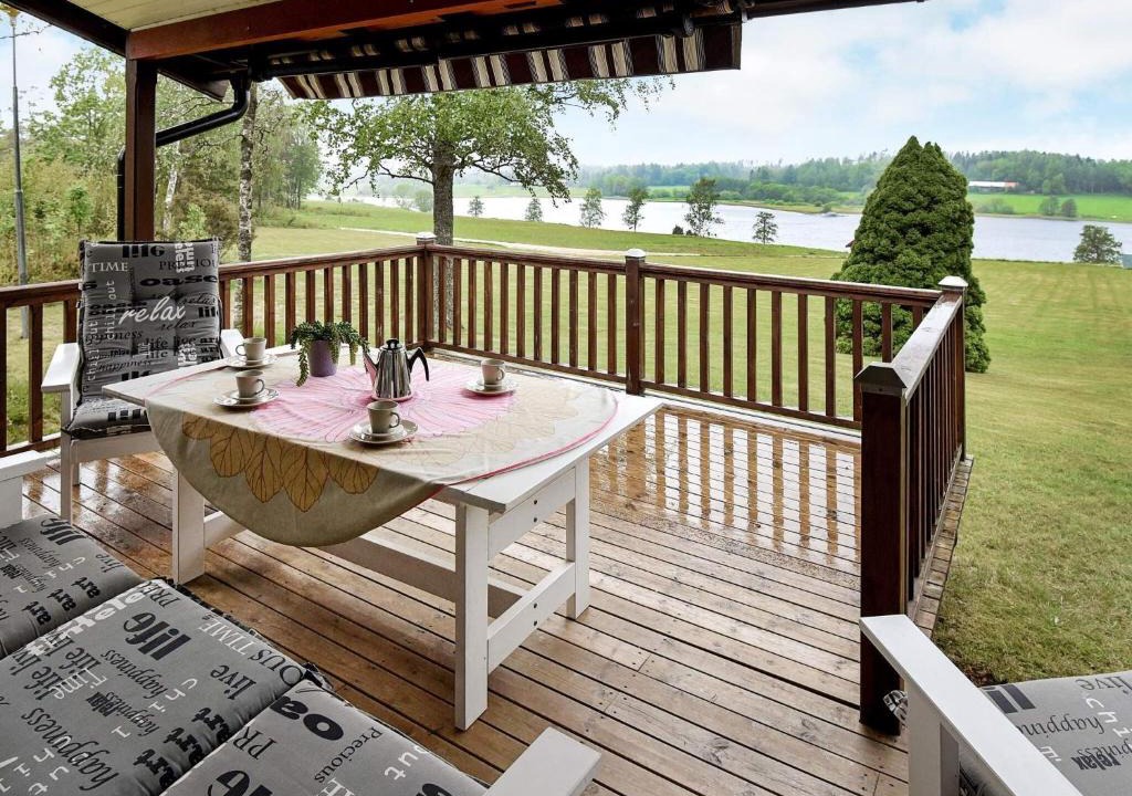 Stora Lovnas House | 4 person holiday home in Frändefors
