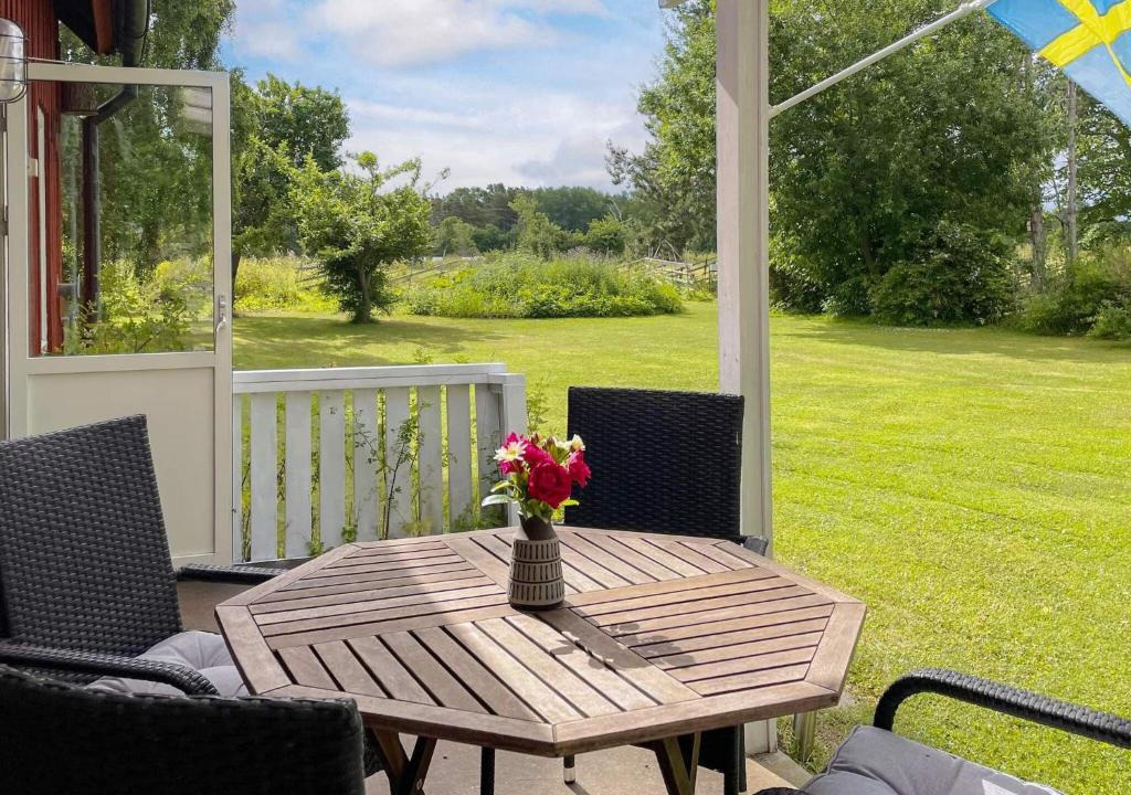 Vibble House | 4 person holiday home in Högklint