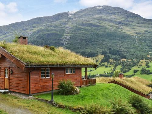 Olden House | 4 person holiday home in olden