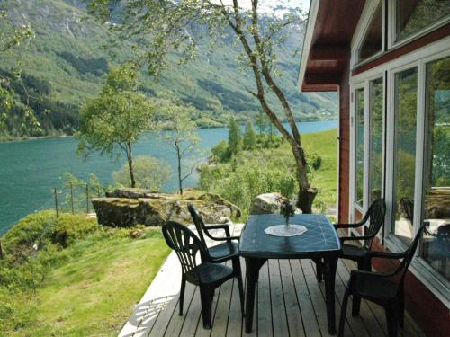 Olden House | 4 person holiday home in olden-By Traum