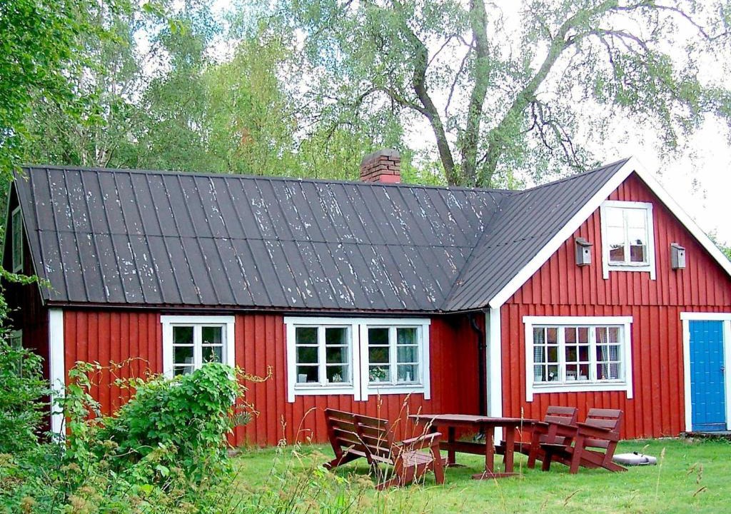 Blankered House | 4 person holiday home in KN RED