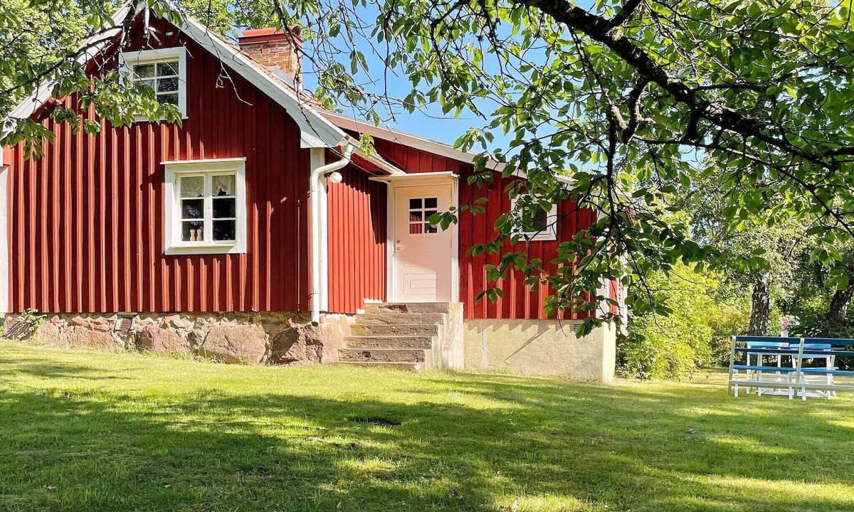 Kolboda House | 4 person holiday home in Hagby