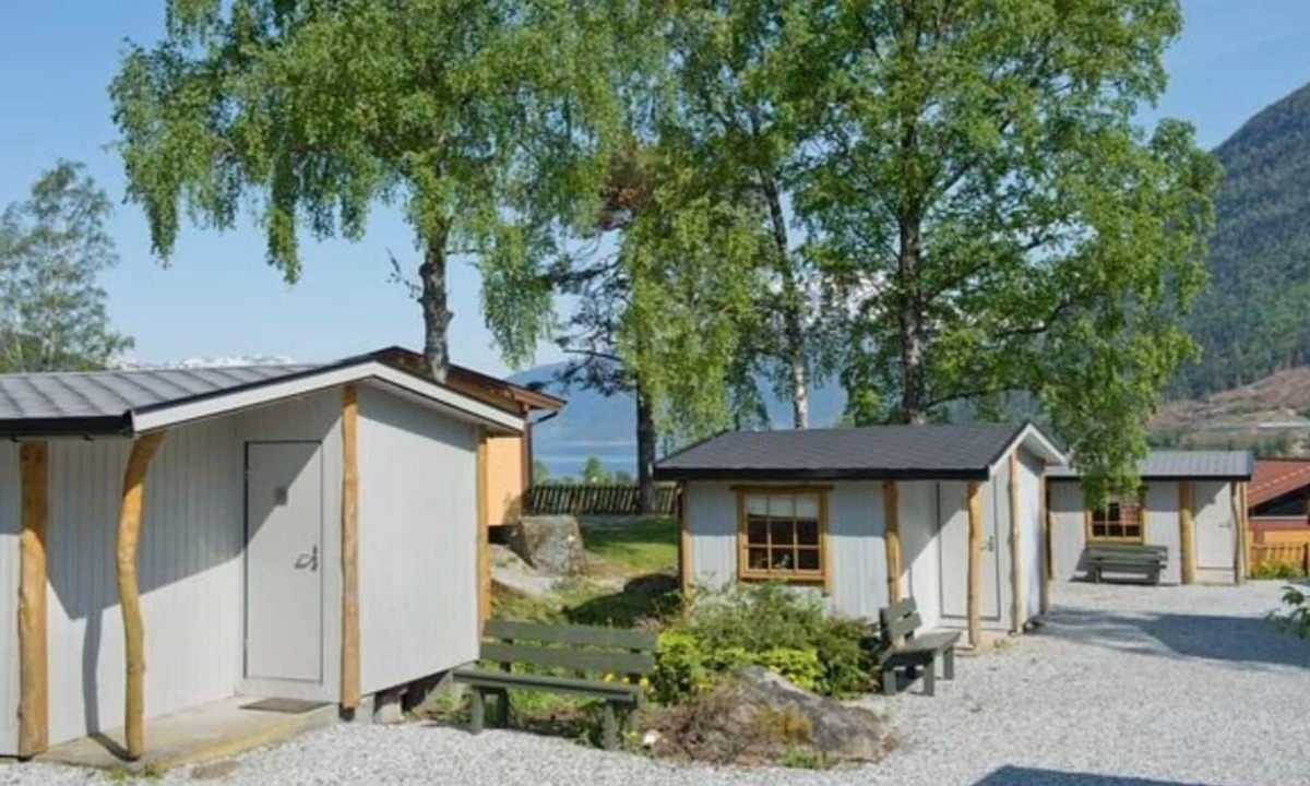 Kinsarvik House | 4 person holiday park home in Kinsarvik