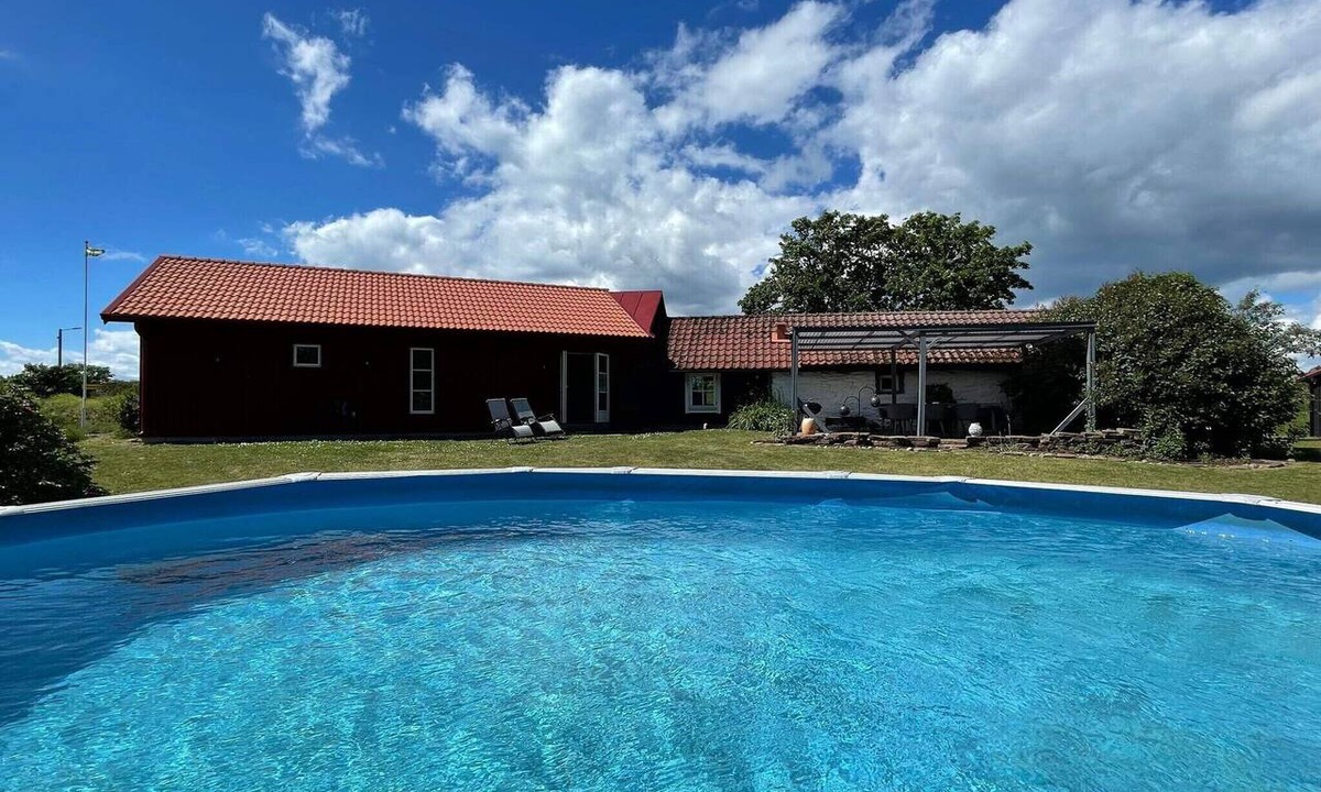 Farjestaden House | 4 star holiday home in FÄRJESTADEN