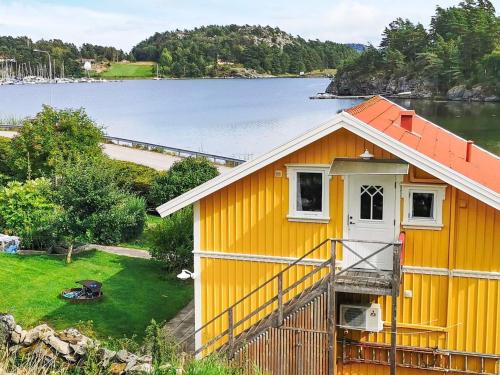Ellos House | 4 star holiday home in Ellös