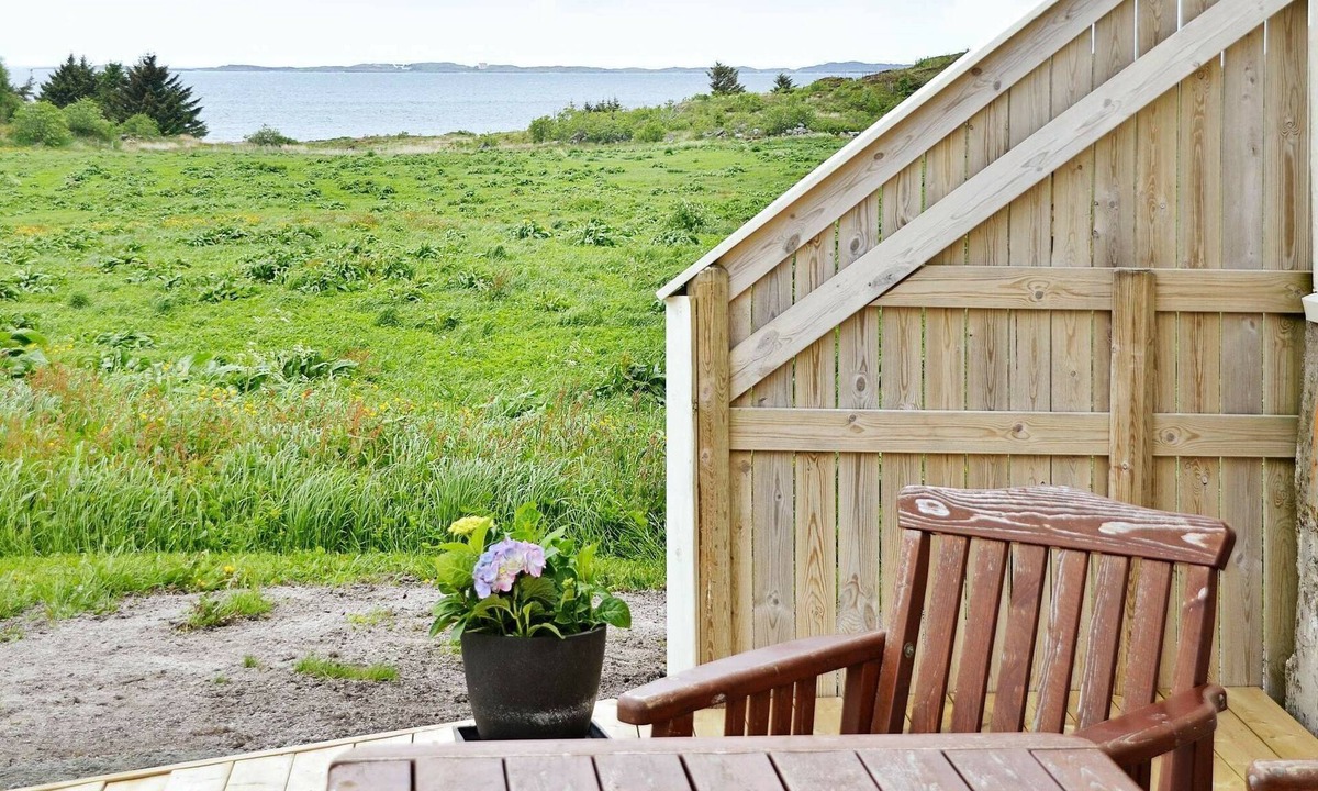 Fjørtoft House | 4 star holiday home in Fjørtoft