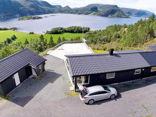 Snillfjord House | 4 star holiday home in Sundlandet