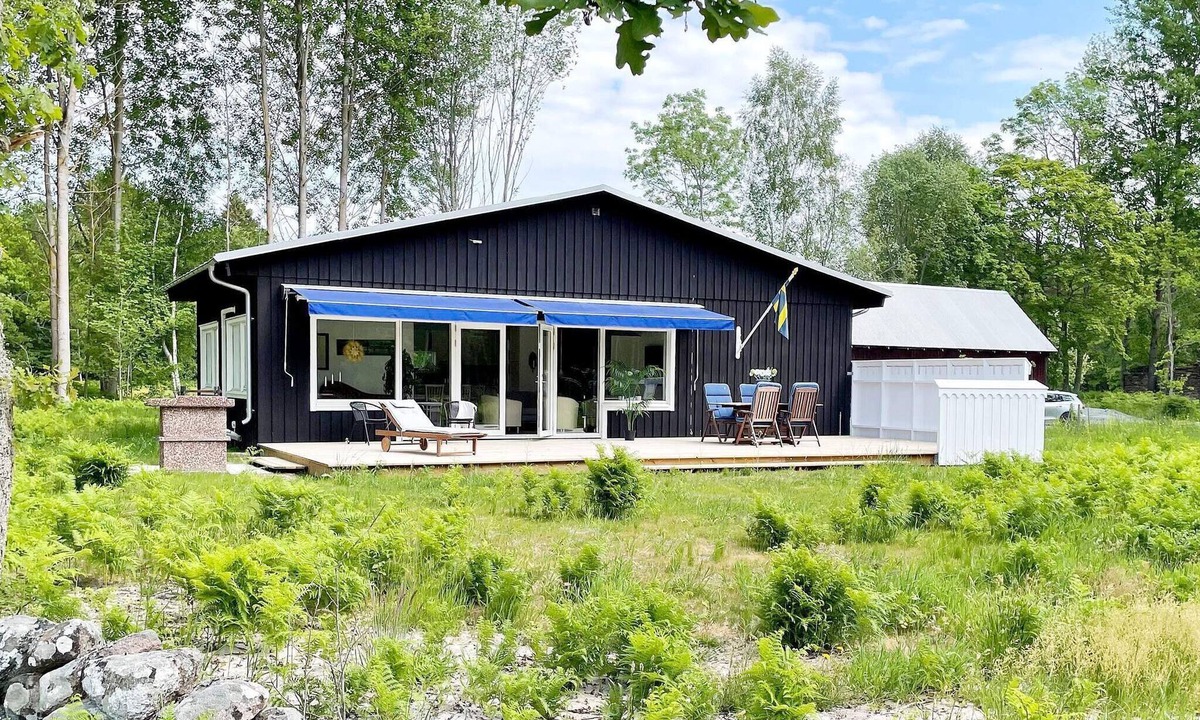 Hagaby House | 4 star holiday home in LÖTTORP-By Traum