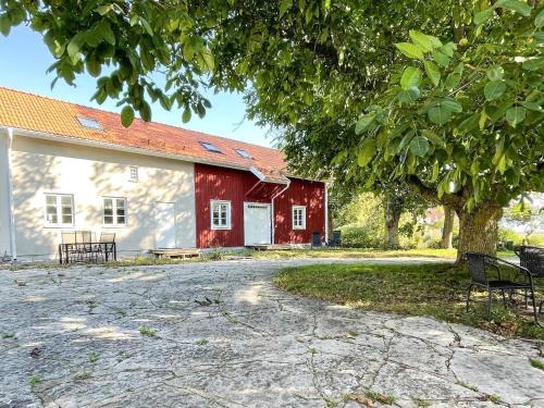 Sodra Kvinneby House | 4 star holiday home in MÖRBYLÅNGA