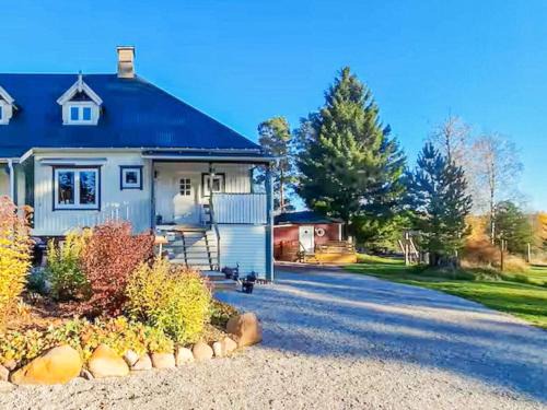 Dalarna House | 4 star holiday home in SKATTUNGBYN ORSA